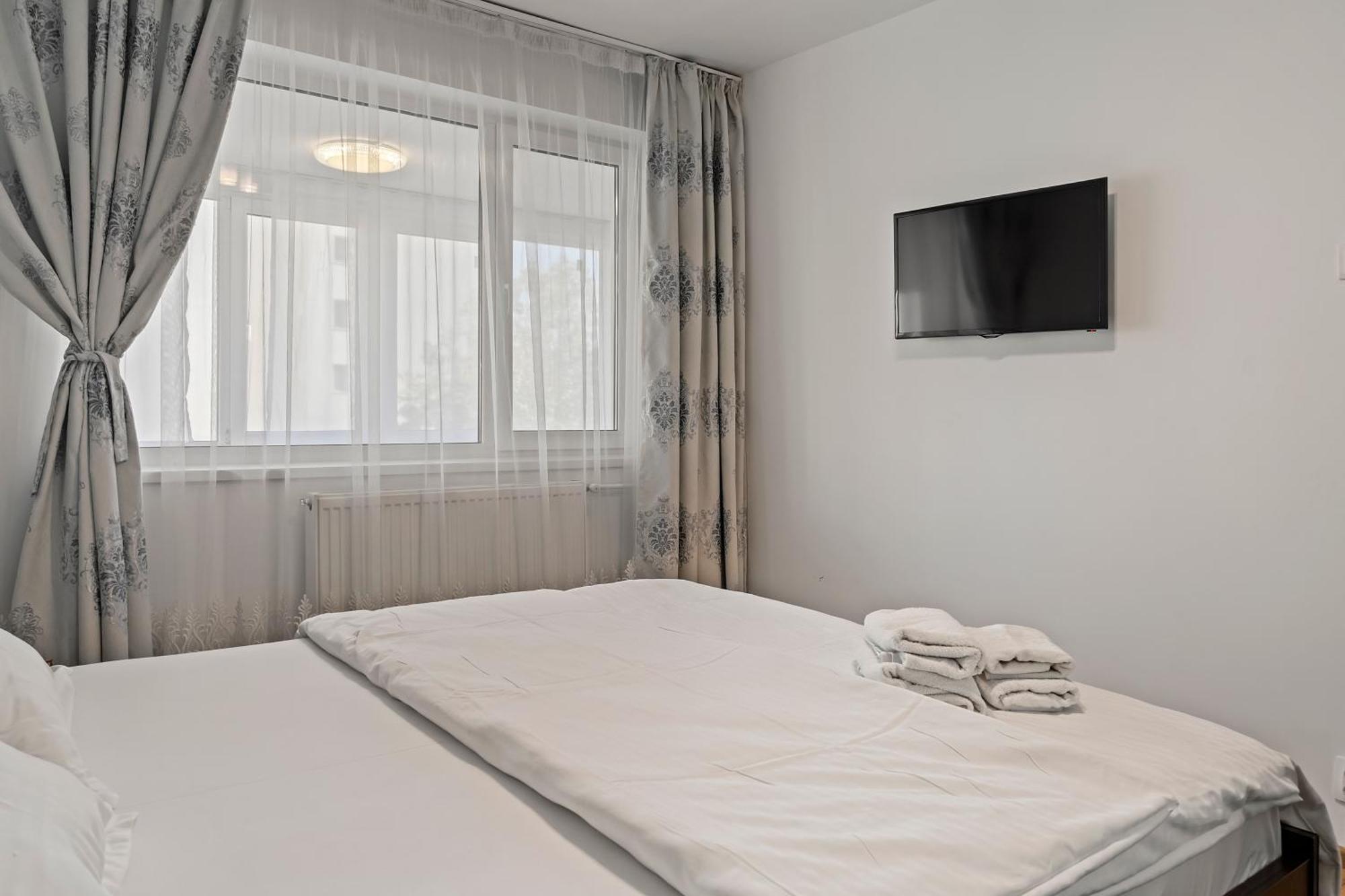 Apartament De Lux Drumul Taberei Bucharest Luaran gambar